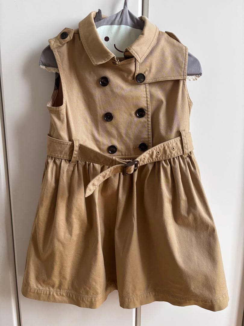 Burberry ベージュ ノースリーブ ワンピース 4歳　104