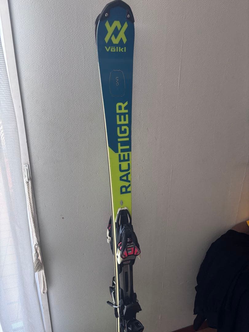 が*す様 Völkl Racetiger SL用　スキー板