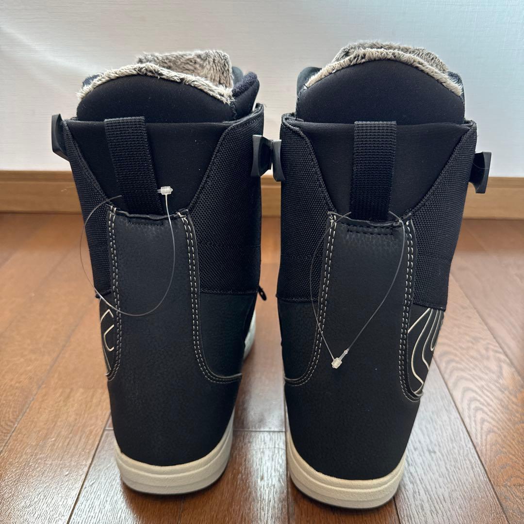 【新品未使用】FLUX 23.5㎝　スノーボードブーツ（レディース）