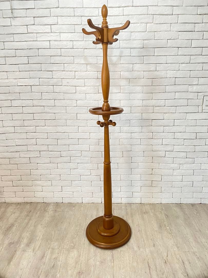 【グレ―プ　】都内　日時指定　定価5万円　木製　ポールスタンド