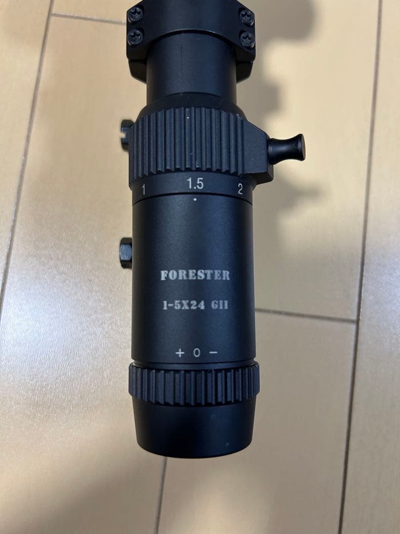 Vector Optics FORESTER 1-5X24 GII スコープ