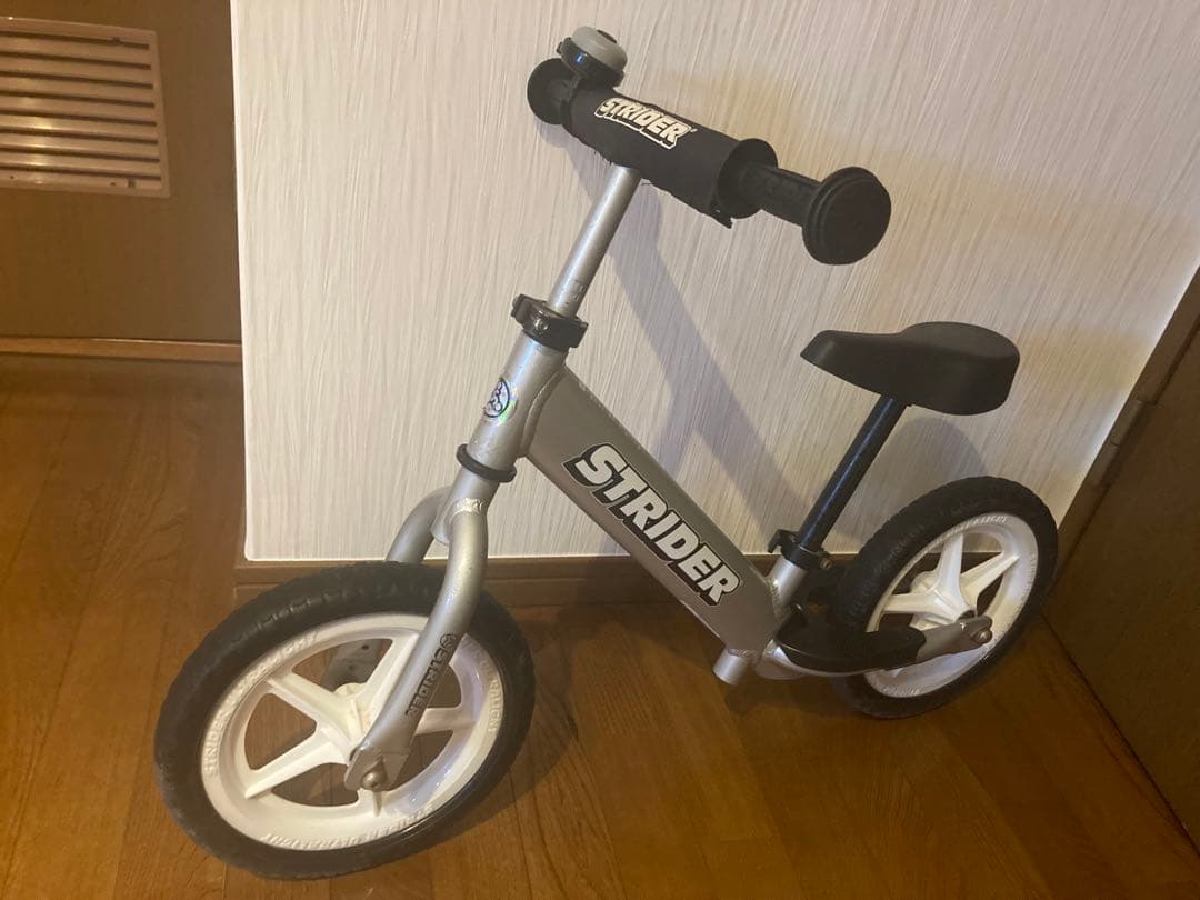 STRIDER PRO ストライダー プロ キックバイク