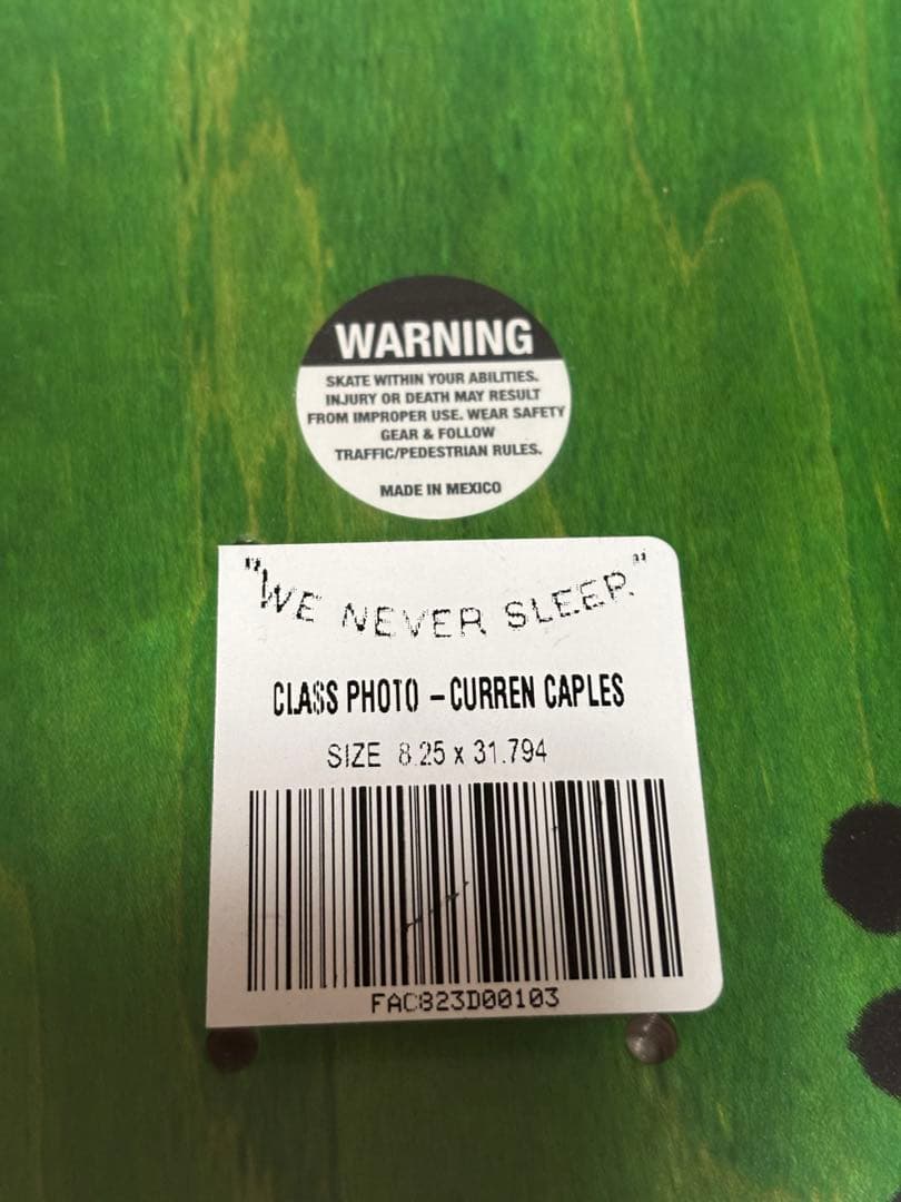 fuckingawesome デッキ　8.25 CURREN CAPLES
