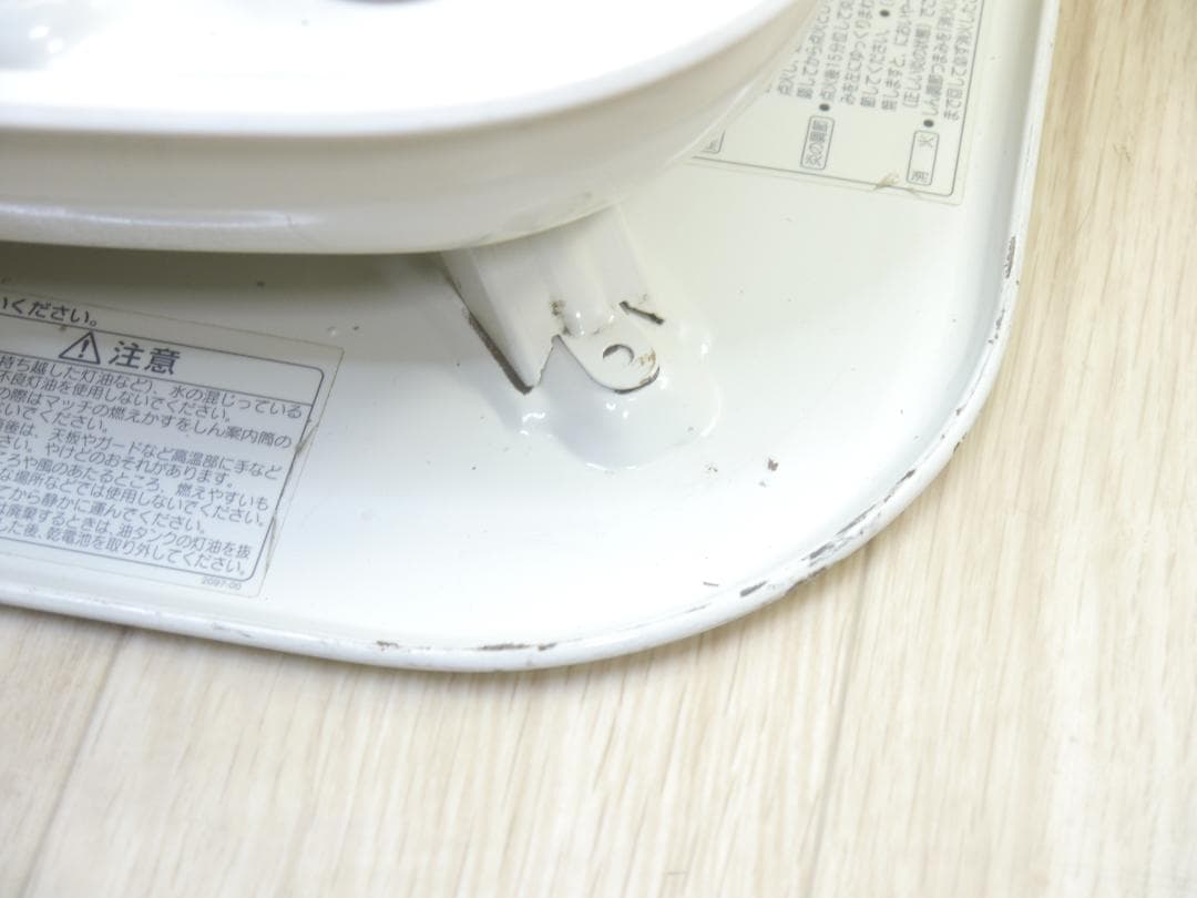 機構良好、外観・・・◆2013年。コロナ　石油ストーブ ホワイト 安全ガード付き