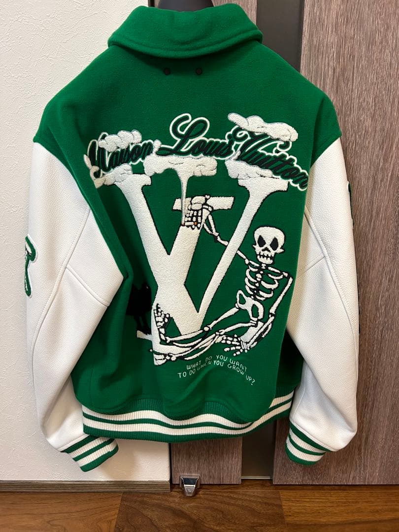 最終日　ルイヴィトン Louis Vuitton ベースボールジャケット