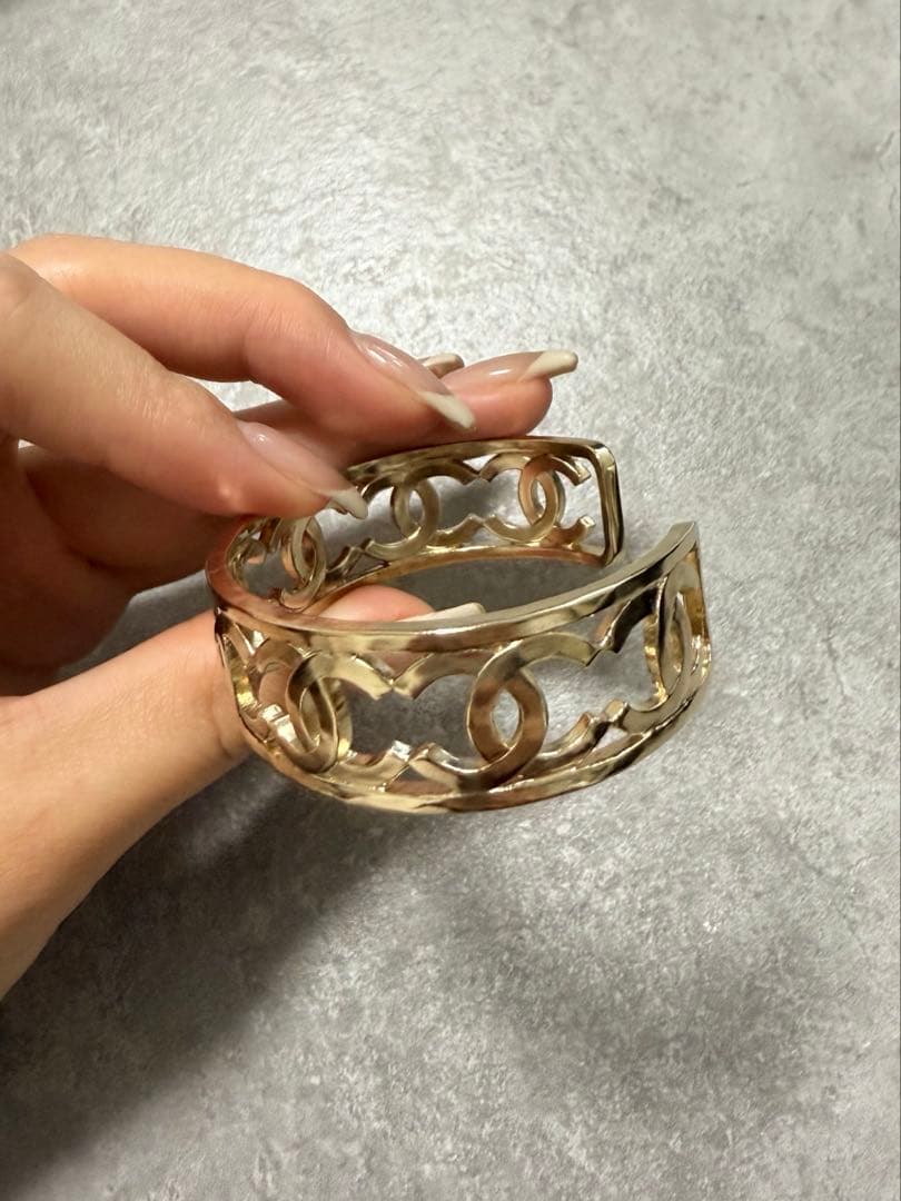 【限定価格・新品未使用】シャネル バングル