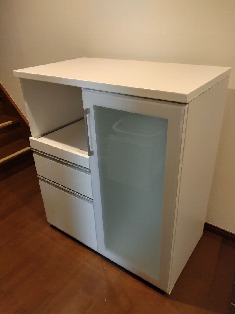 引取歓迎♪ニトリ・キッチンカウンター・食器棚、木製レンジボード　ホワイト　白色