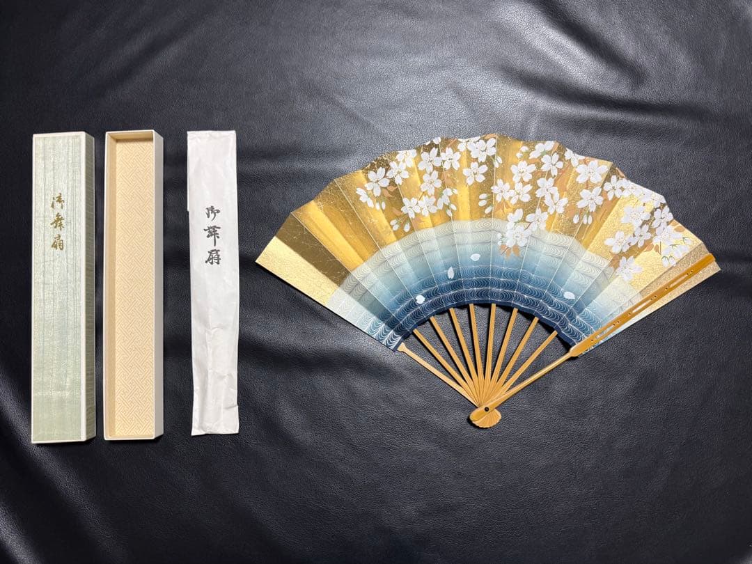 扇子　33.3cm 十松屋福井扇舗　金もみ　桜　観世水　仕舞扇　能楽　着物