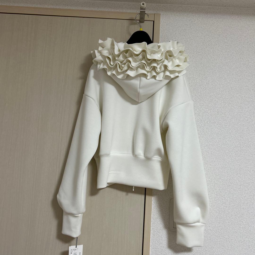 SNIDEL フリル付きホワイトパーカー