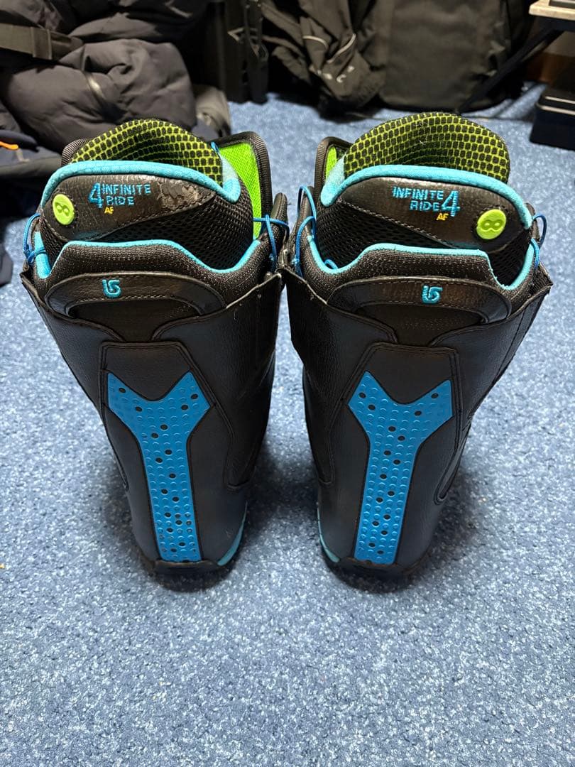 バートン　ブーツ　Burton ION