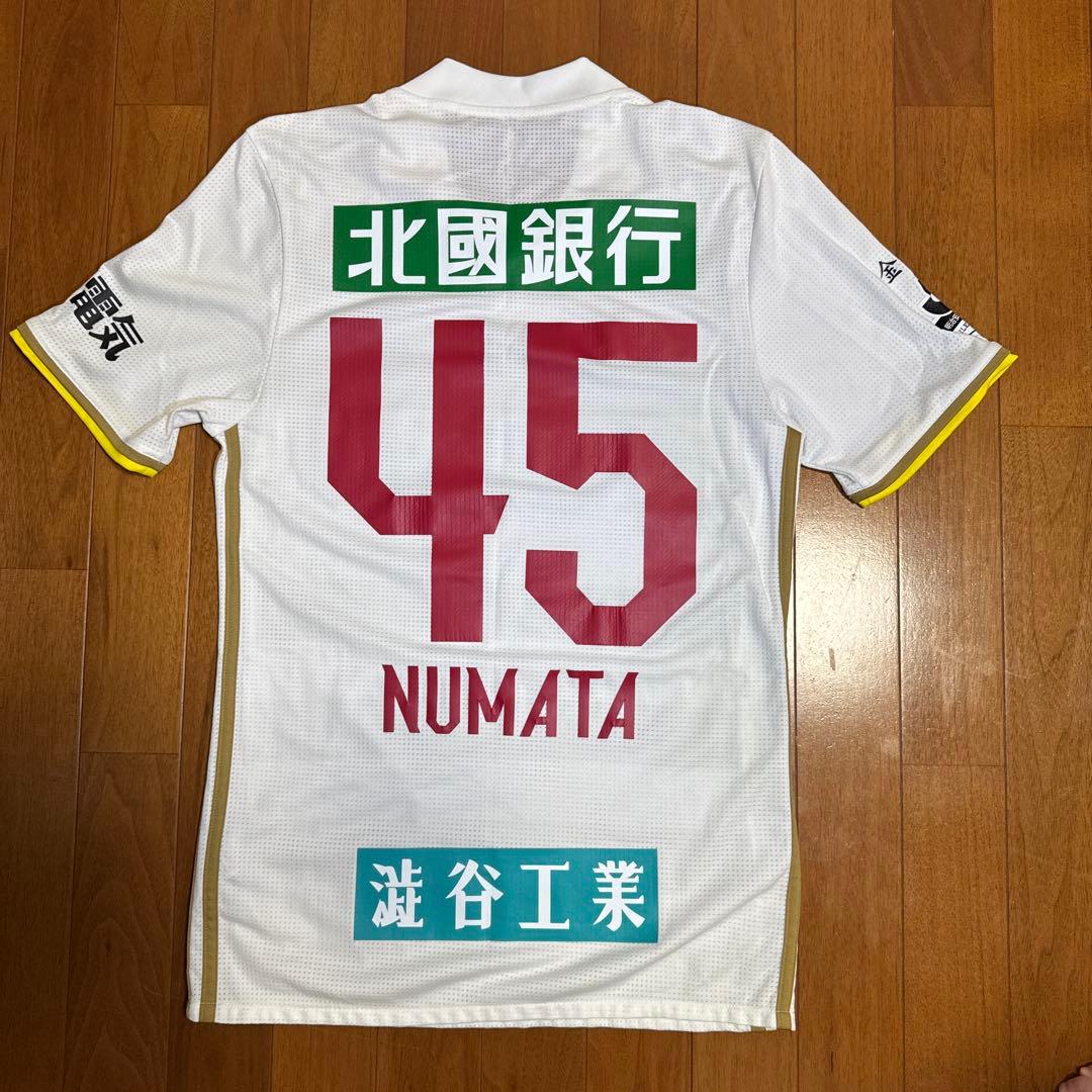 【大幅値下げ】ツエーゲン金沢2017年アウェイ　沼田選手直筆サイン入りＬサイズ