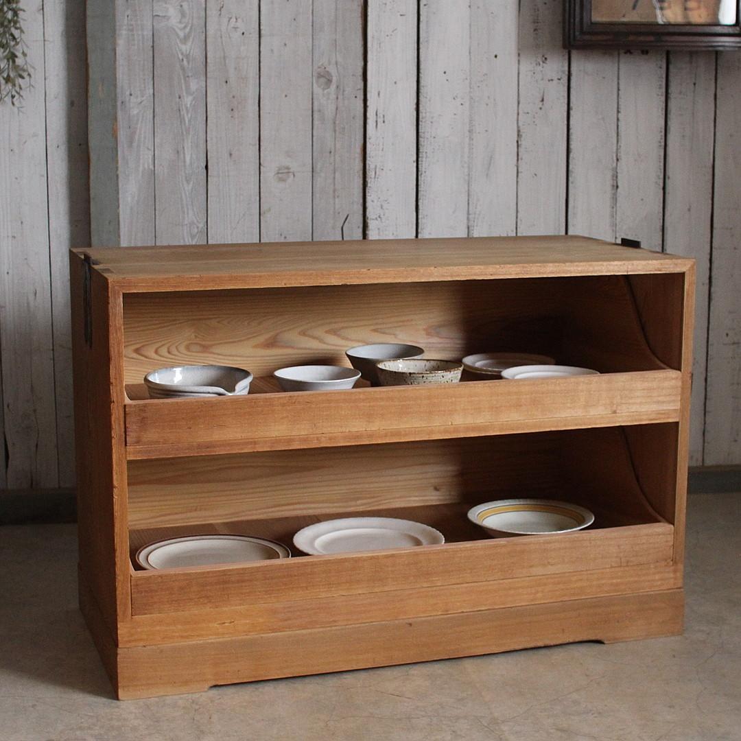 古い木製の引き出し　2段　食器棚　シャツケース　収納棚　チェスト　古家具