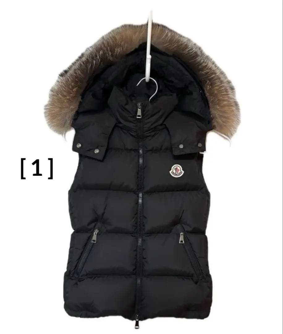 新品 未使用級 モンクレール サイズ1 ファー 黒 MONCLER ダウンベスト