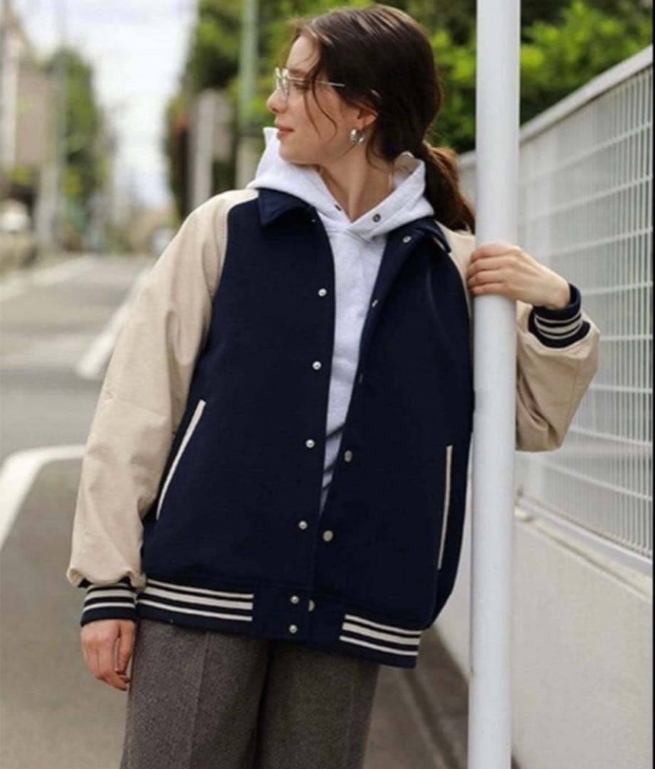 クレドナcredonaスタンダードルーズ　スタジャンネイビー