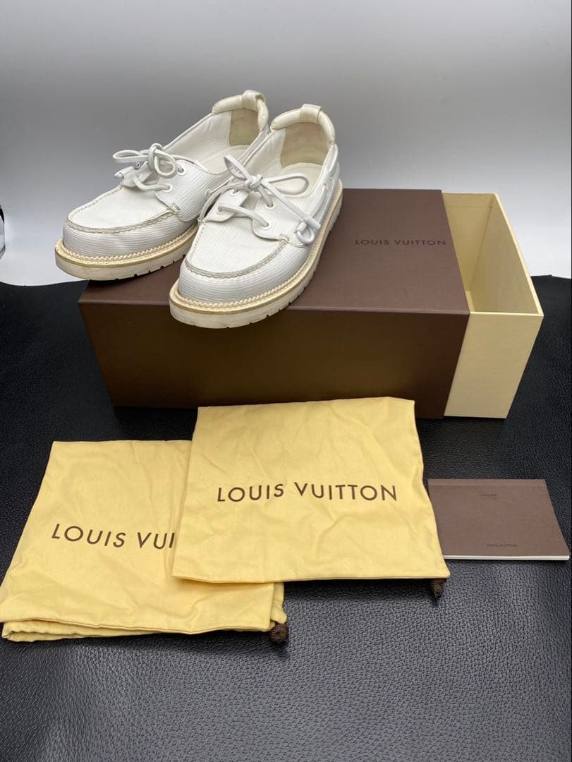 LOUIS VUITTON ルイヴィトン エピ デッキシューズ FA1122