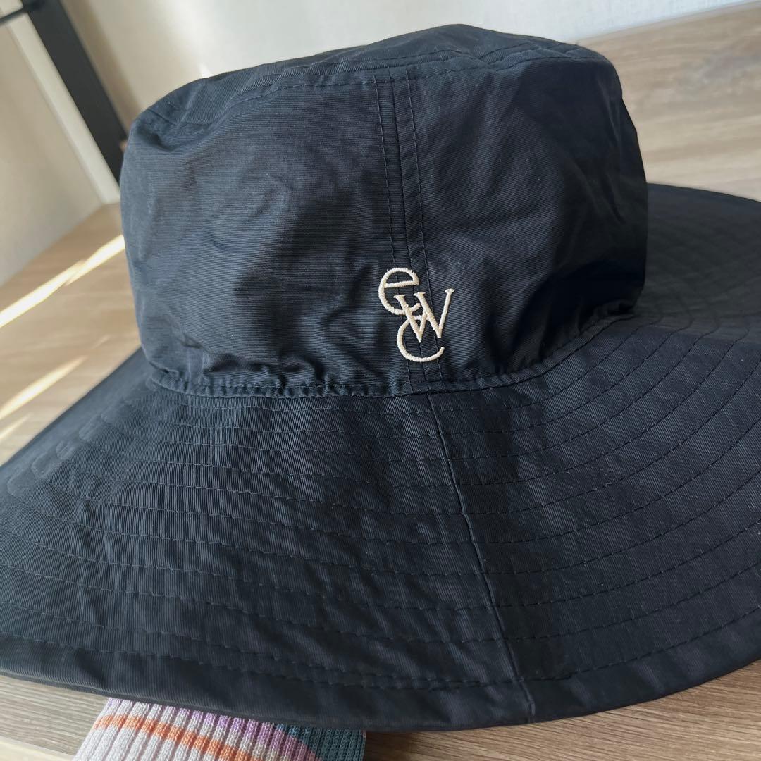 【美品】NEW ERA®×emmi ewcアドベンチャーハット