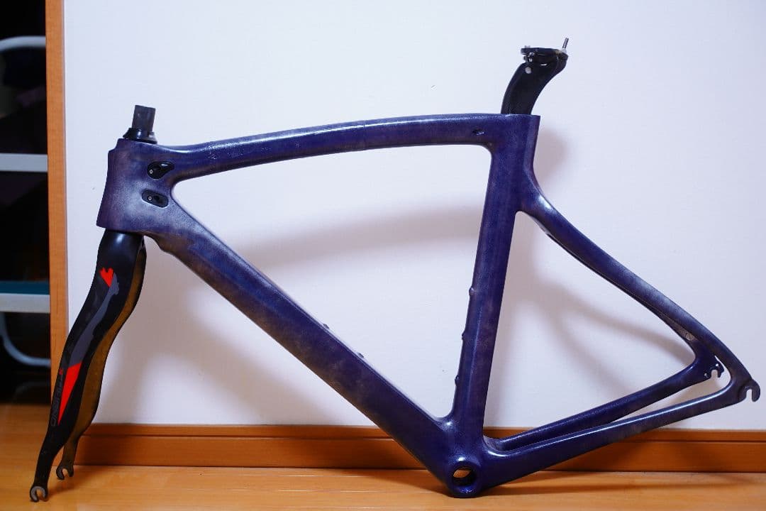 値下げ交渉可 ロードバイク　カーボンフレーム　補修あり