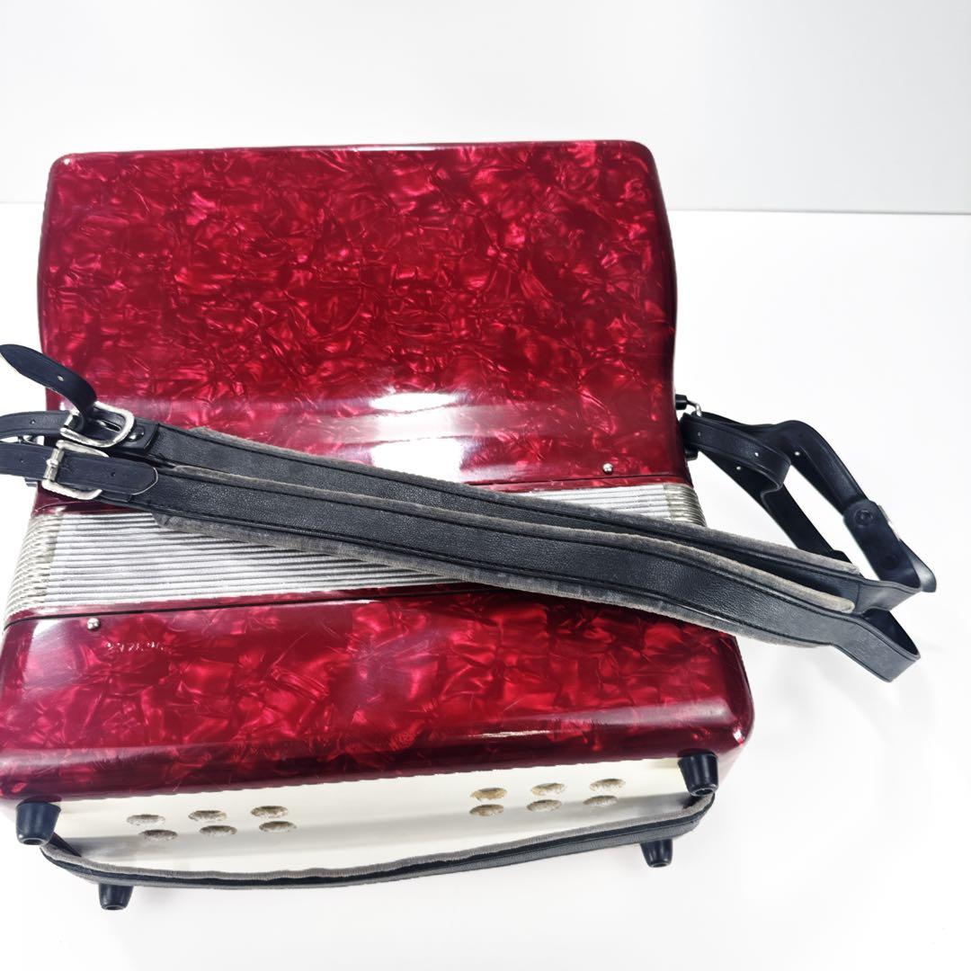 〚良品〛✦YAMAHA アコーディオン 25鍵盤 赤 ストラップ付 8905✦