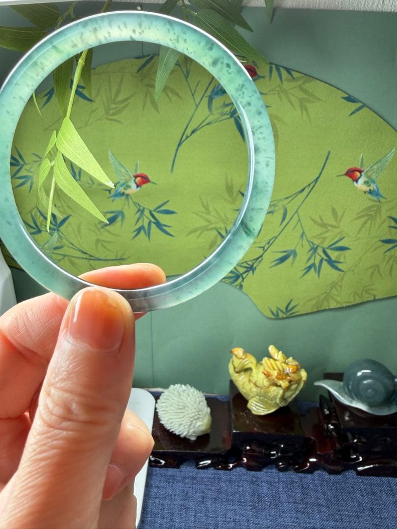 最終価格‼️天然本翡翠　高氷種、特色雪花綿入り氷藍水細身バングル　鑑定書付き