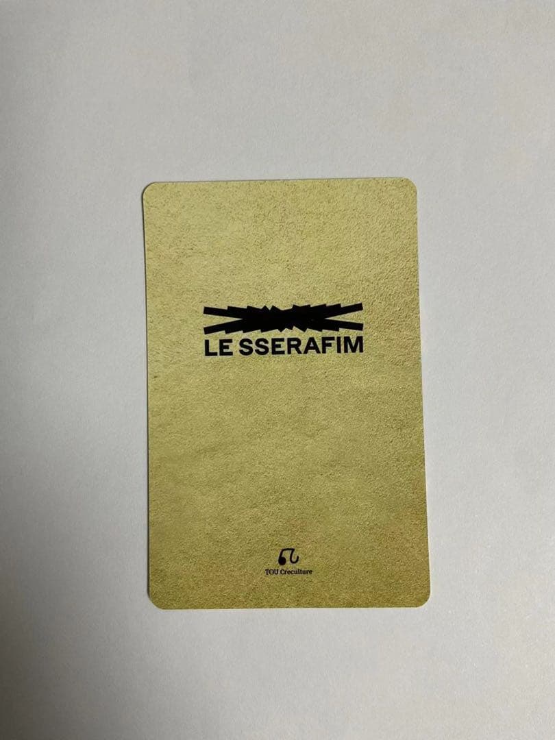 LE SSERAFIM  ヨントントレカ宮脇咲良サクラTOU 中華TOUFANS
