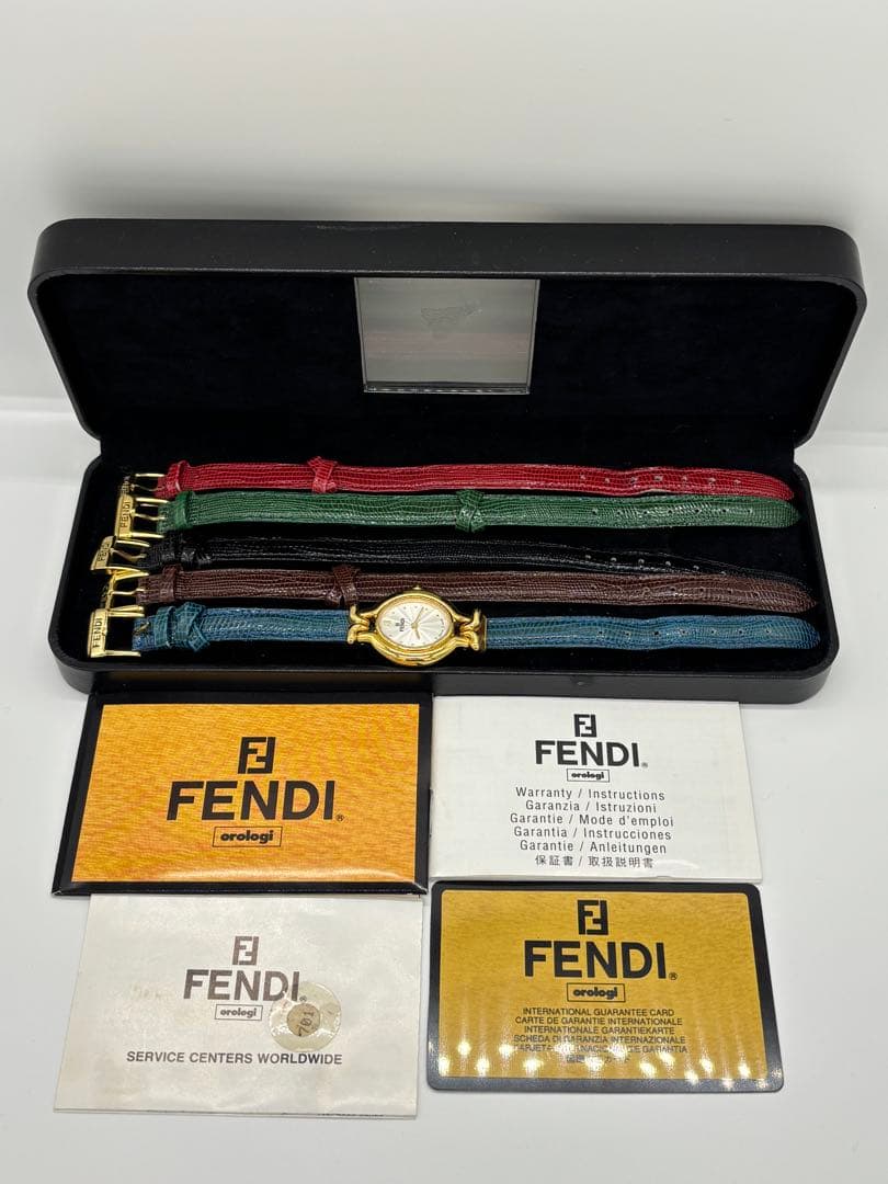 【美品】フェンディ チェンジベルト 5色 クォーツ【640L】純正ベルト 稼働品