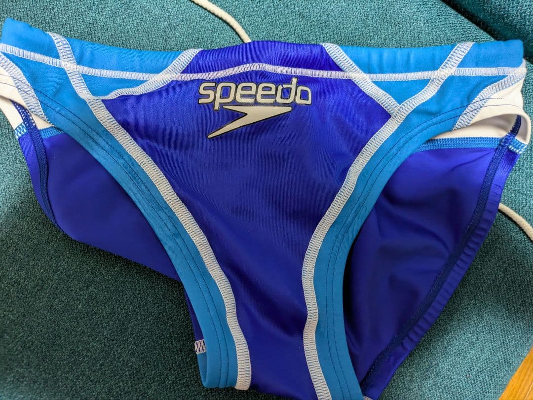 競パン　speedo 中古