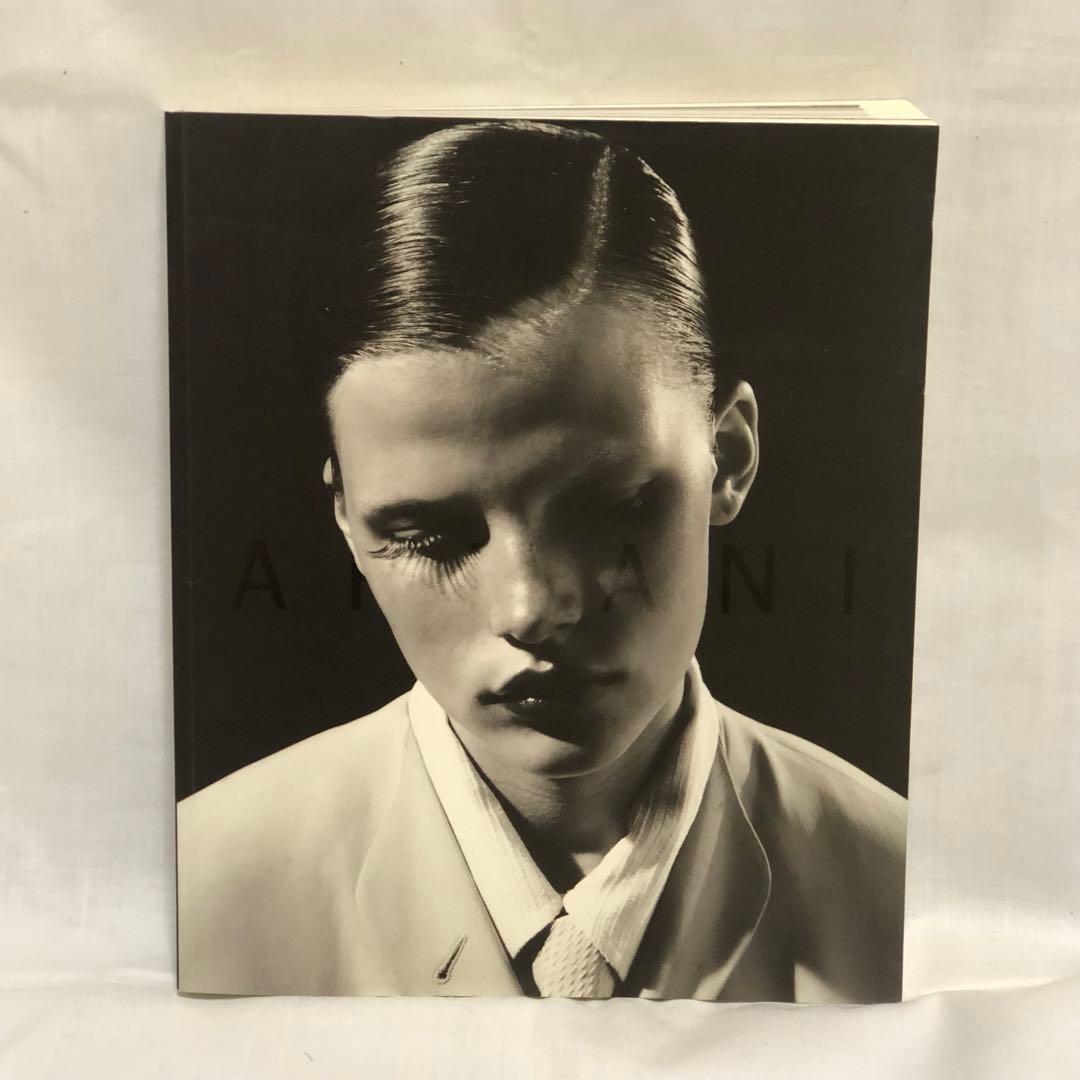 【値下げしました】GIORGIO ARMANI 英国展覧会図録フライヤー付　洋書