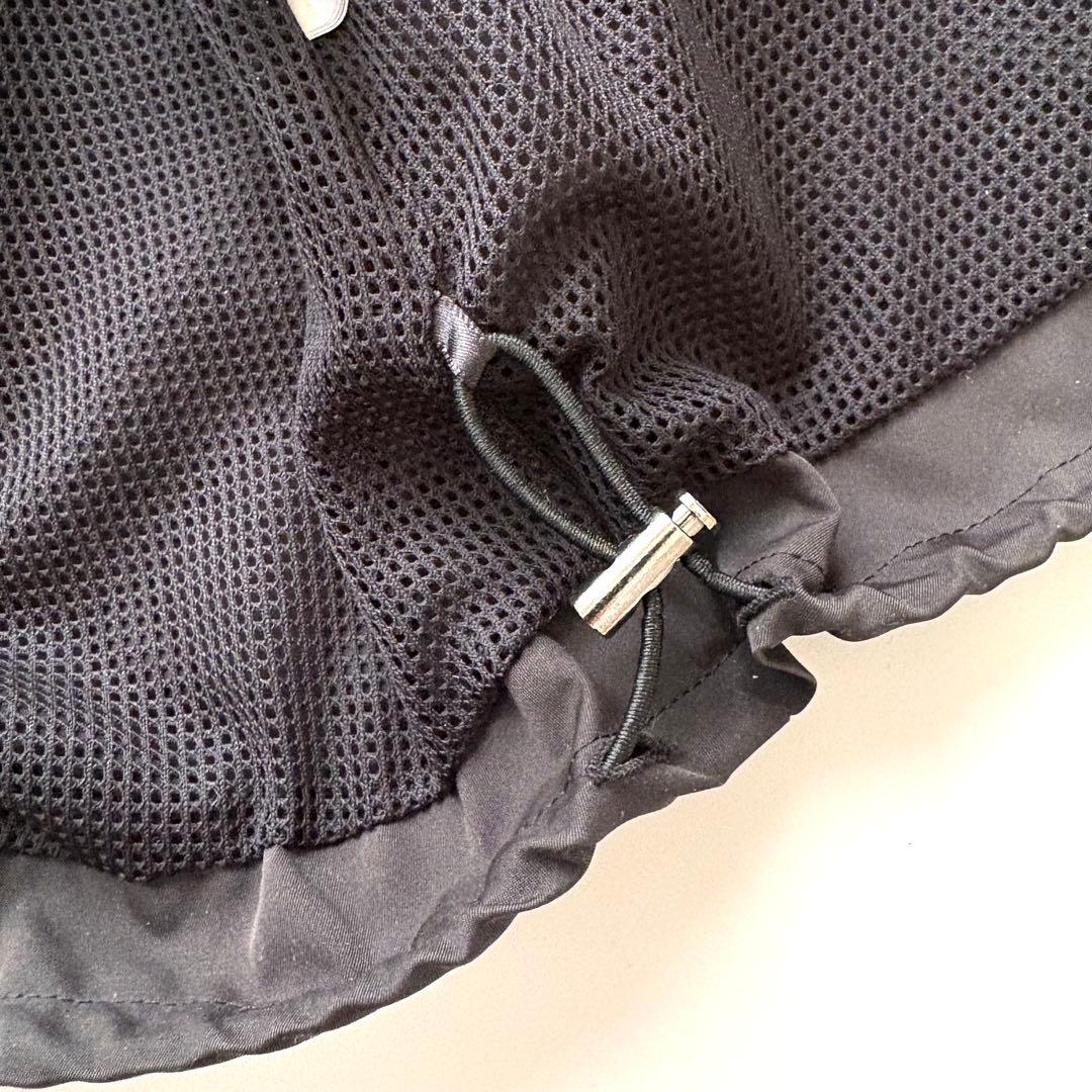 【美品】ダーマコレクション　フリルスリーブナイロンジップジャケット　ブラック