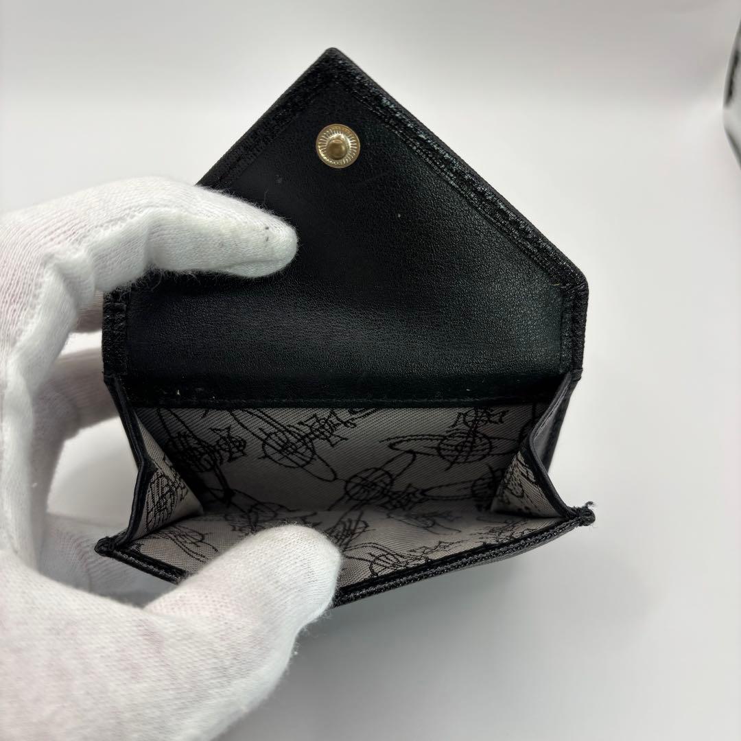 vivienne westwood 三つ折り財布　ブラック　ゴールド　オーブ