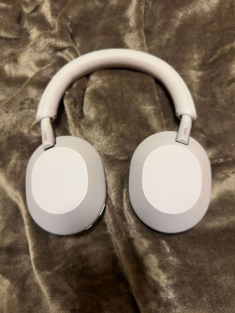 美品WH1000XM5 スモーキーピンク 1/18までの価格