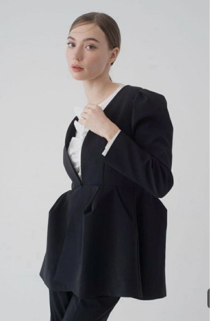 maison de dolce. フルールジャケット S ペプラム　フレア