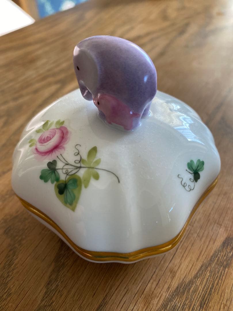 ヘレンド　ウィーンの薔薇　ボンボニエール象の小物入れ