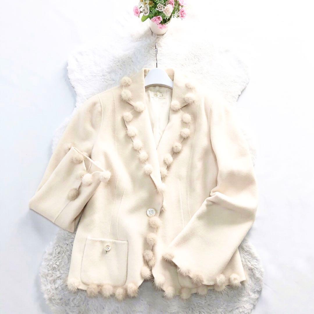 伊太利屋*イタリヤ　カシミヤ混コート ジャケット　ポンポン　ショート　ホワイト