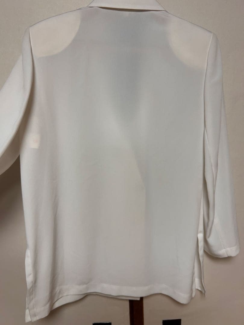 ピエール・バルマン　ダブルプレスト　テーラードジャケット　ホワイト　肩パッド入り