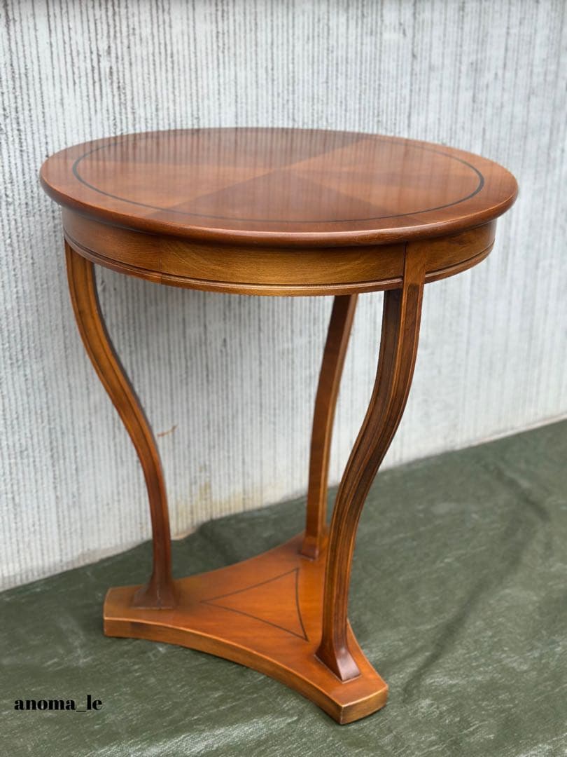 【サイドテーブル】木製　イタリア　オケージョナル　飾り台　花台　インテリア◎