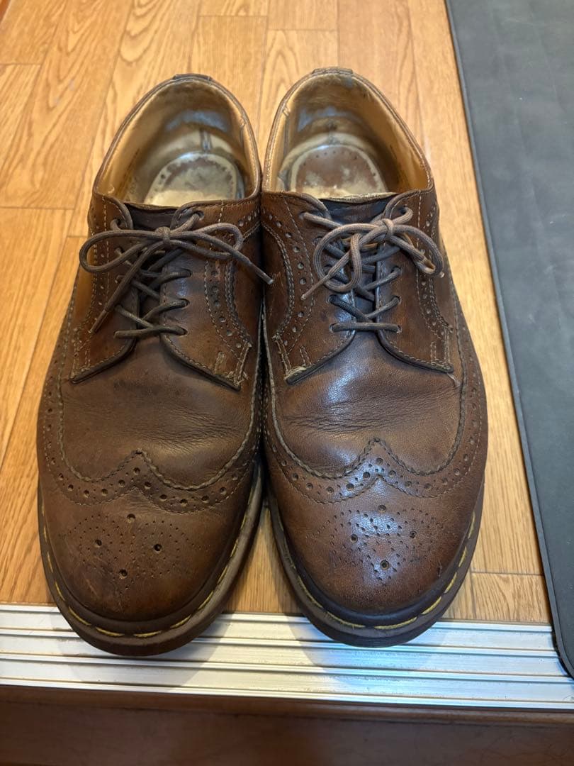 ドクターマーチン ブラウンレウィングチップ サイズUS9 イングランド製