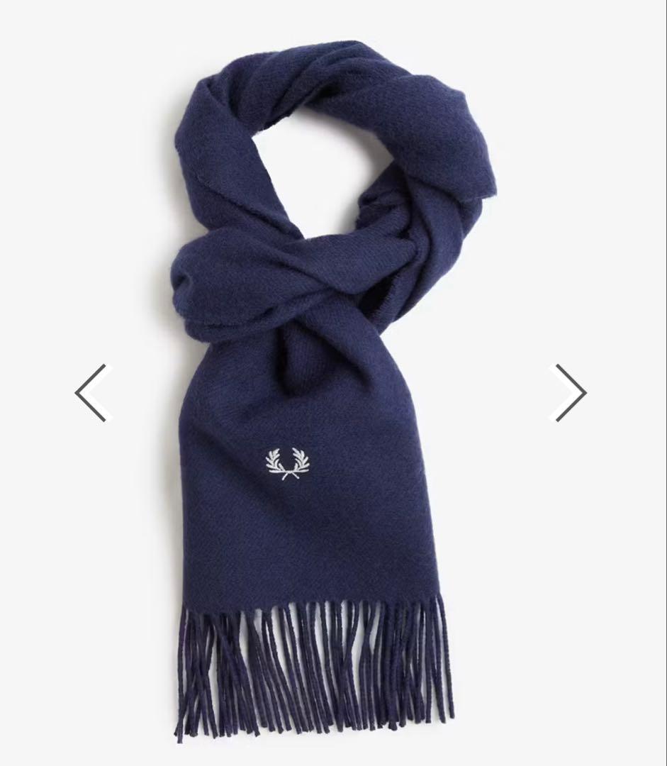 フレッドペリー　マフラー　ネイビー
