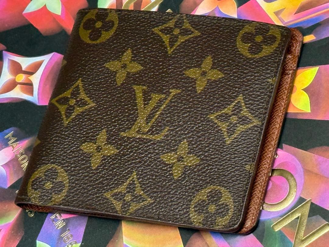 未使用！ヴィンテージ　ルイヴィトン　小銭入れ付き二つ折り財布
