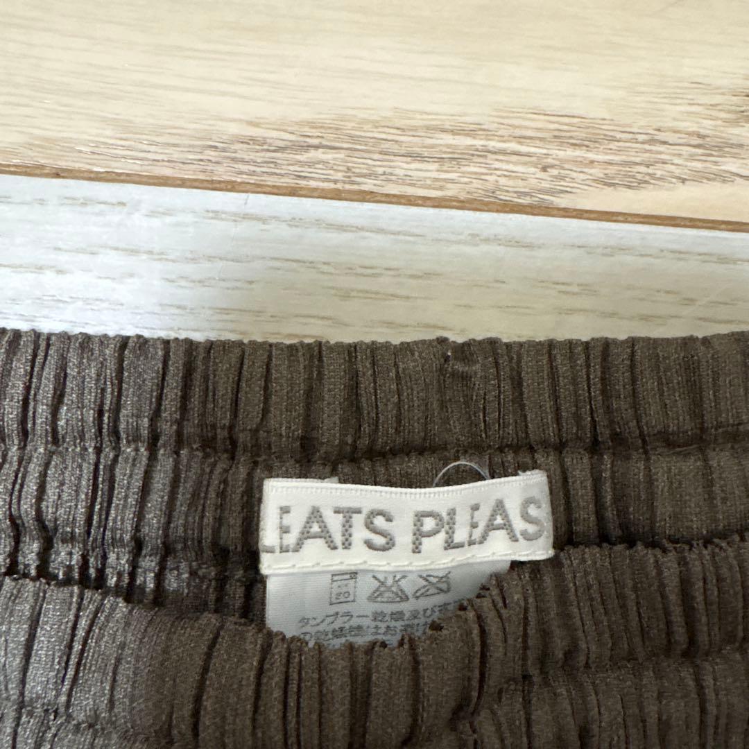 プリーツプリーズ　ストライプ カジュアルパンツ サイズ3