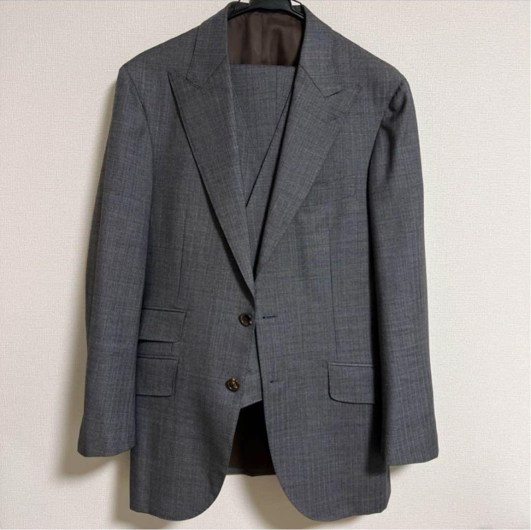 【ピンクの猫 】グレー スリーピース オーダースーツ トラバルドトーニャ