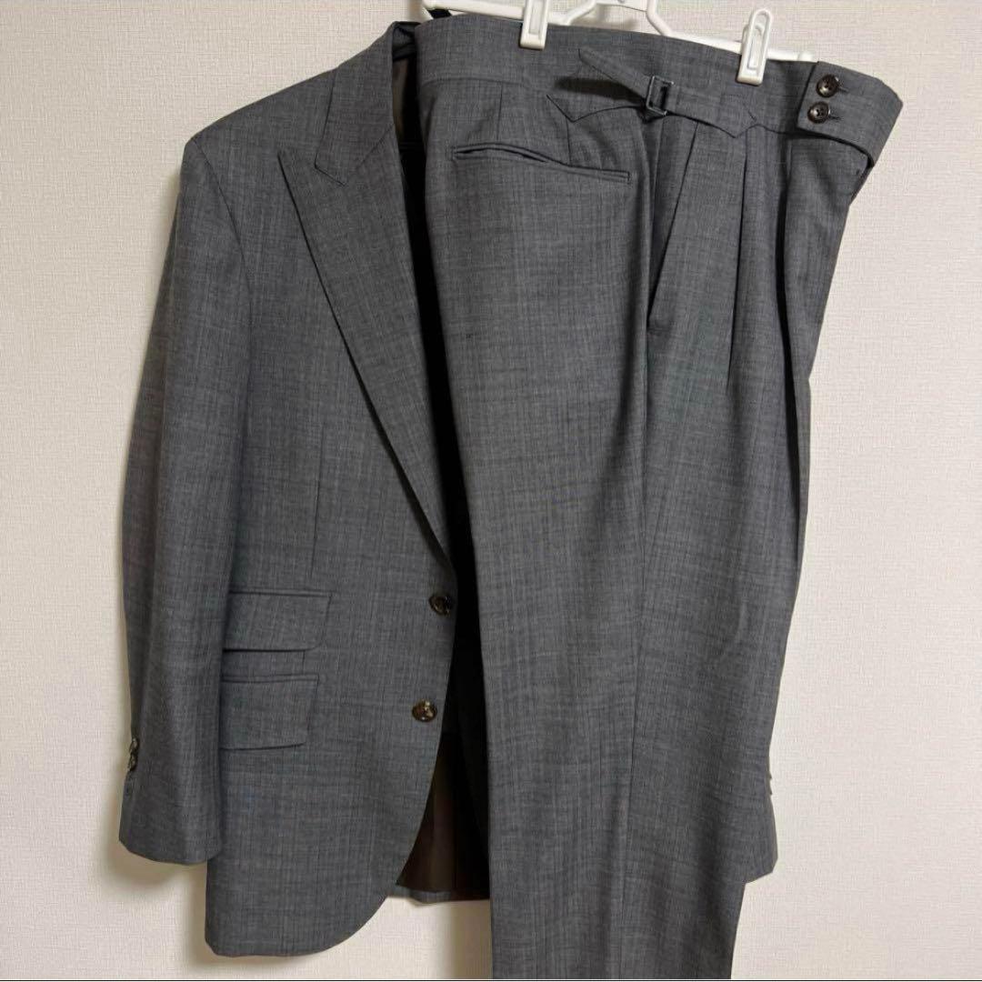【ピンクの猫 】グレー スリーピース オーダースーツ トラバルドトーニャ
