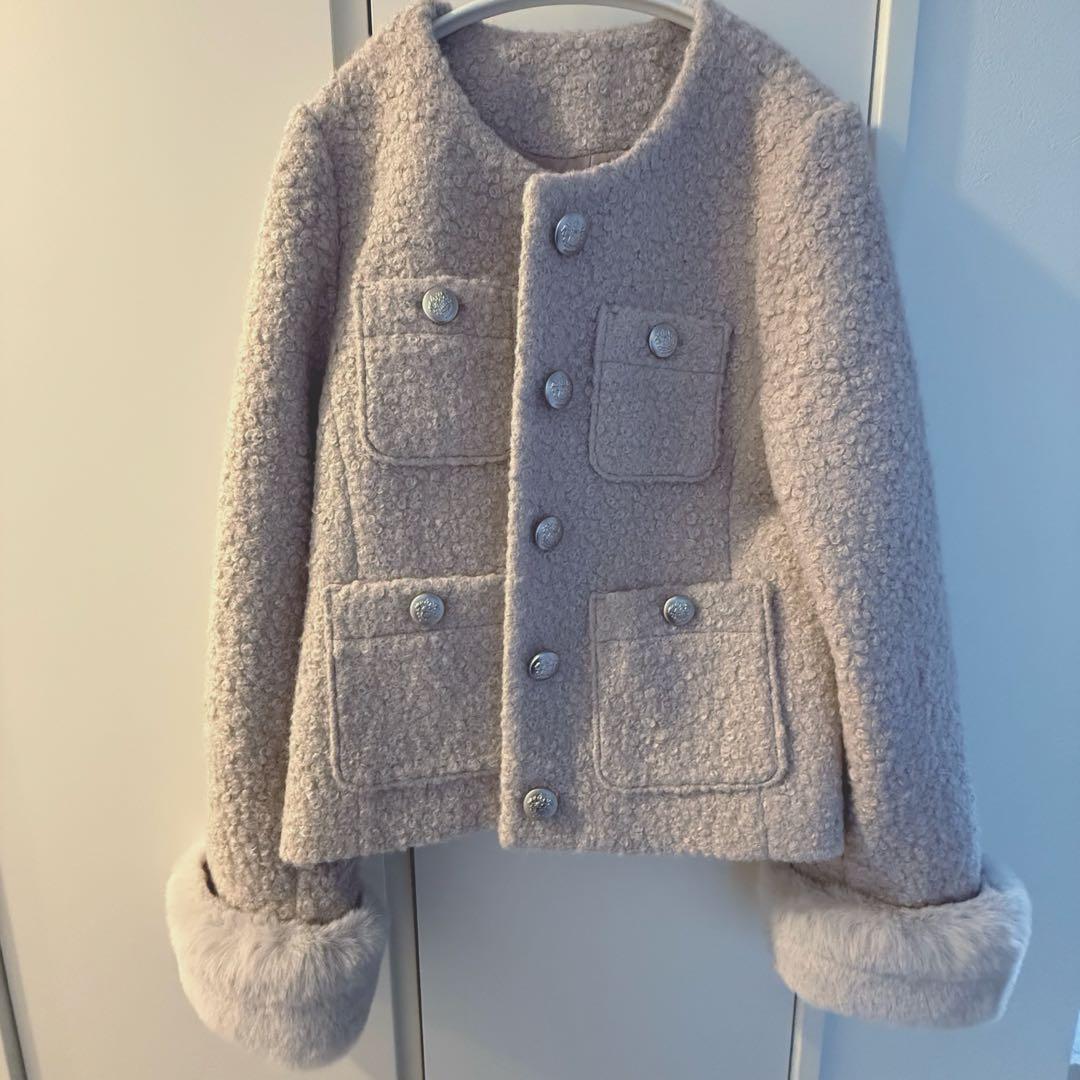 tocco closet 取り外し可能な袖口ファー付きブークレジャコット