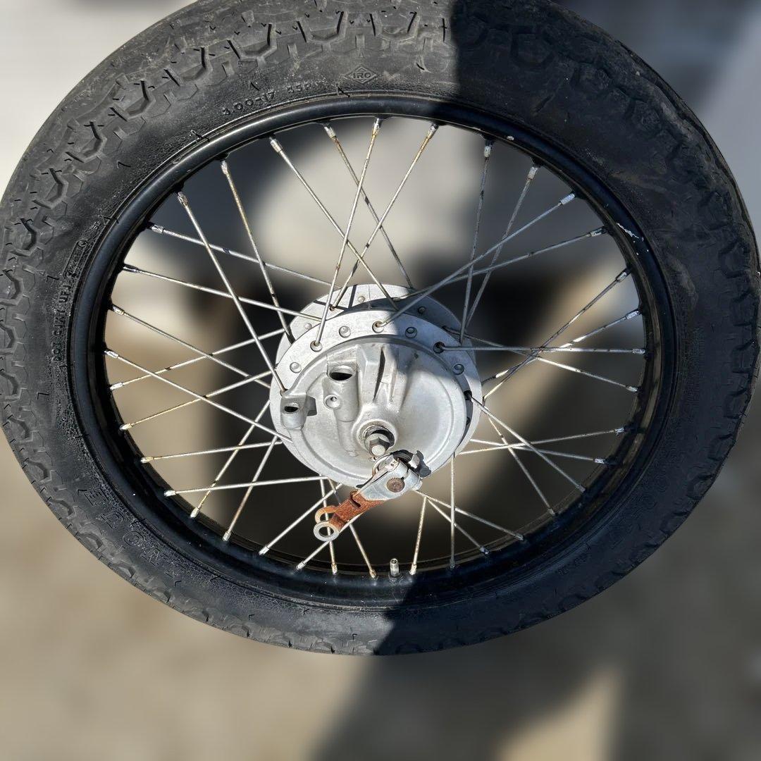 スーパーカブ　スポークホイール タイヤ3.00-17