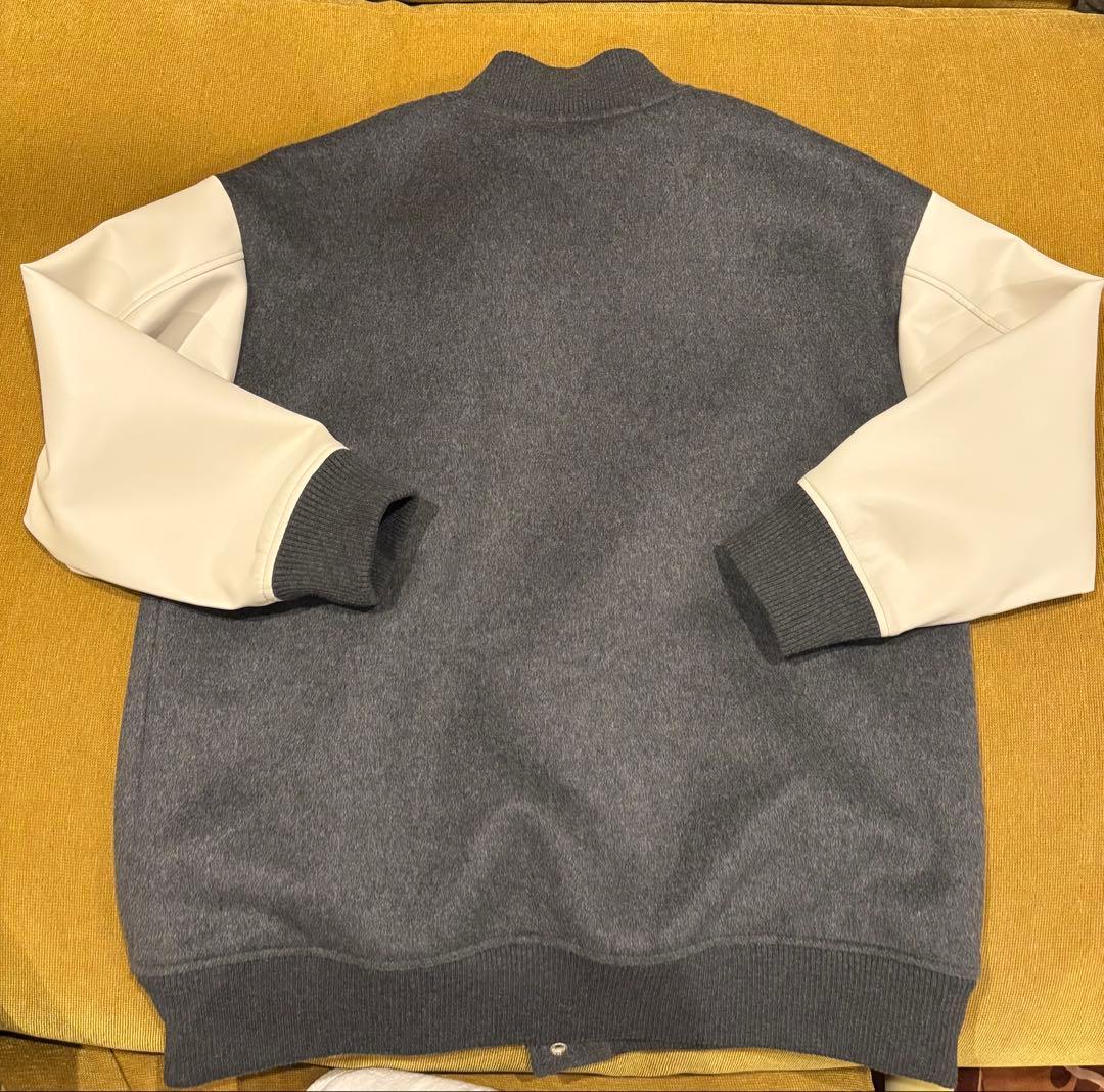 ANIECA スタジャン グレー/アイボリー