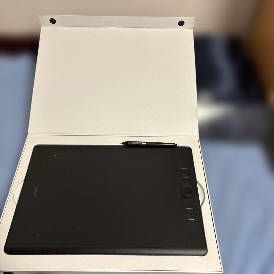 液タブ・ペンタブ wacom intuos pro large