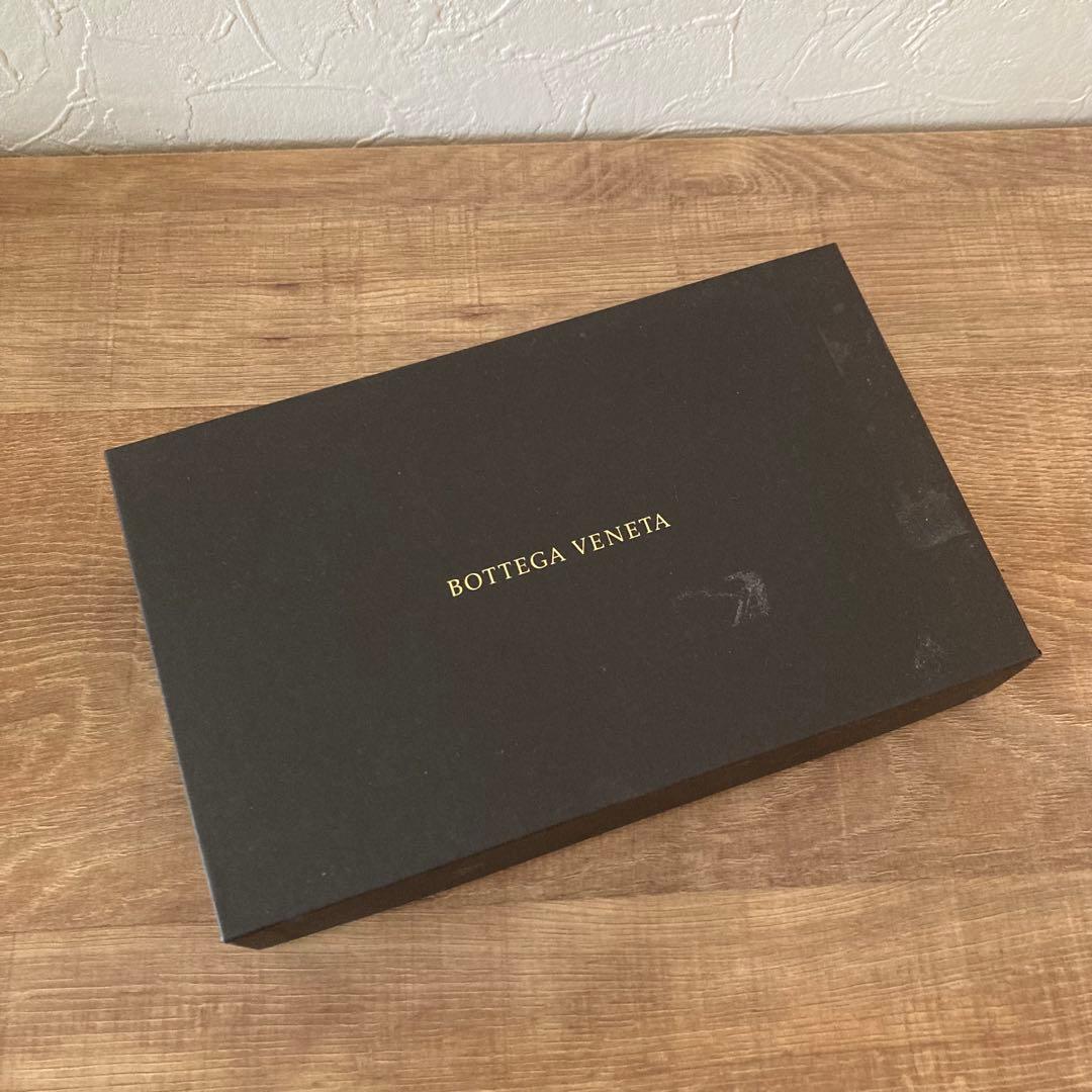 BOTTEGA VENETA ボッテガ イントレチャート 長財布 レッド 赤