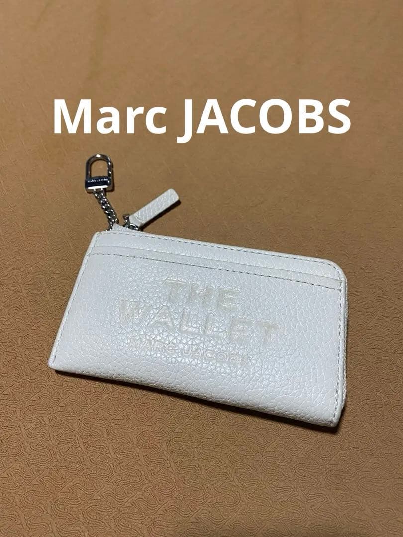マークジェイコブス　マルチウォレット