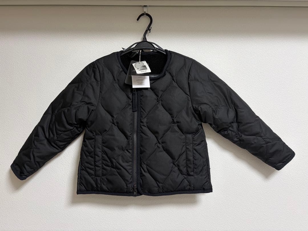 【12/27まで値下げ中】リバーシブル　ダウンジャケット（タグ付き）130サイズ