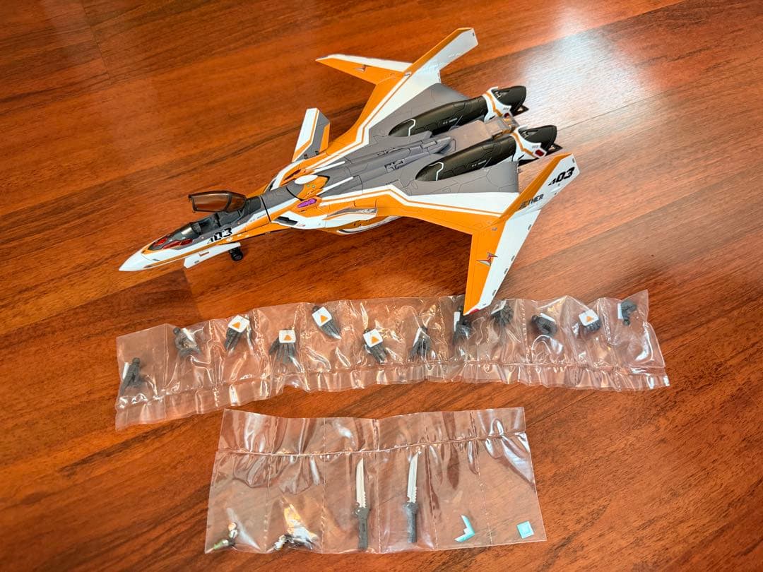 VF-31E シグフリード マクロスデルタ超合金