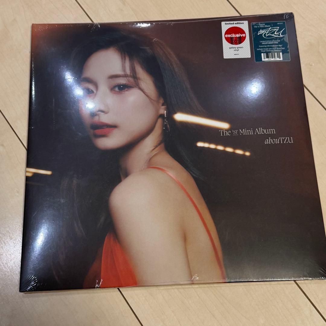 TWICE ツウィ target vinyl